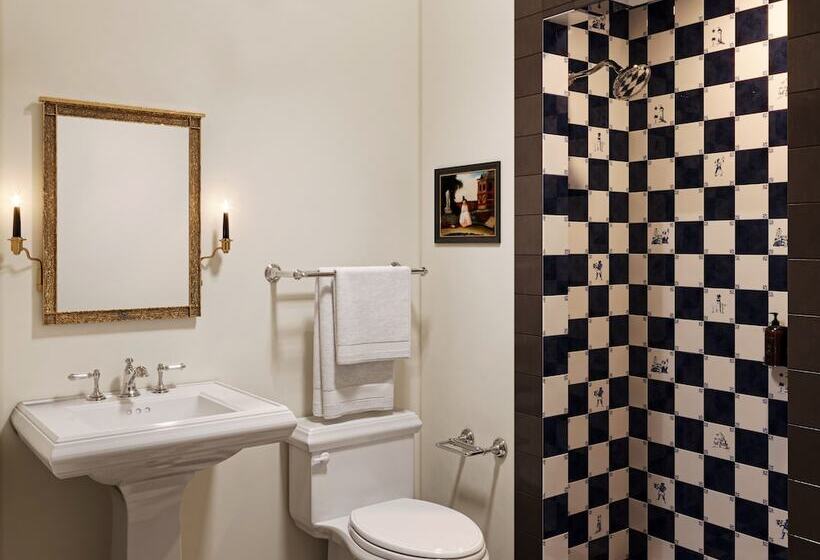 호텔 Shenandoah Mansions, An Ash