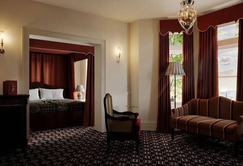 호텔 Shenandoah Mansions, An Ash