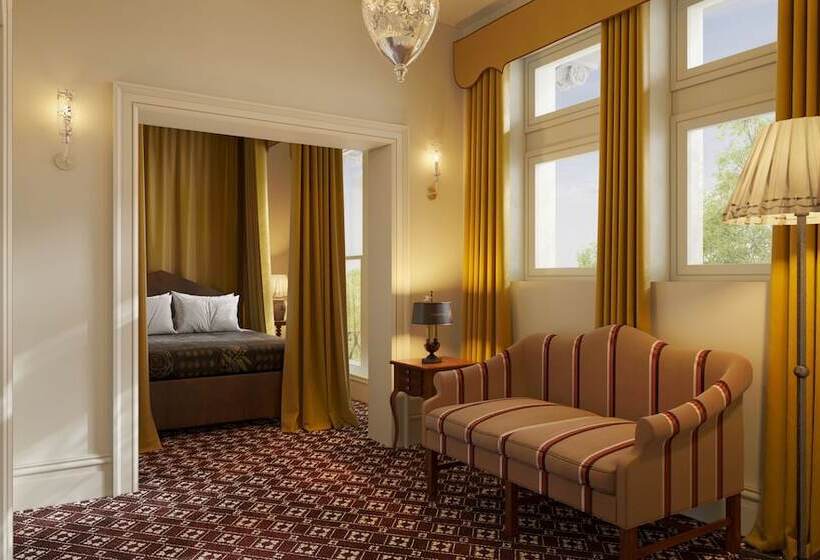 호텔 Shenandoah Mansions, An Ash