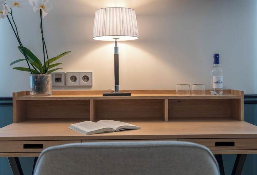 فندق Villa Grand Voile   Christopher Coutanceau