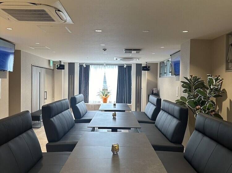 בית מלון כפרי World Asahi