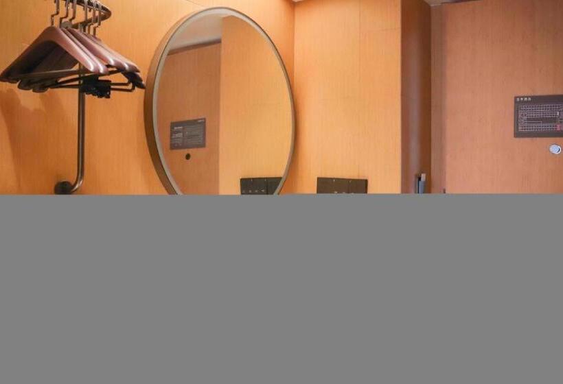 Ji Hotel Haian Bus Station