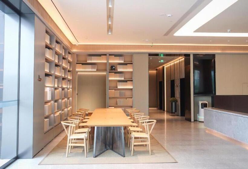 Ji Hotel Haian Bus Station