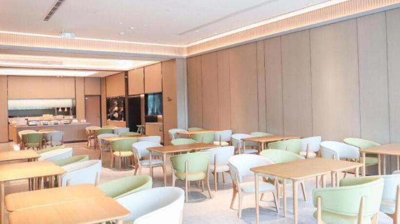 Ji Hotel Haian Bus Station