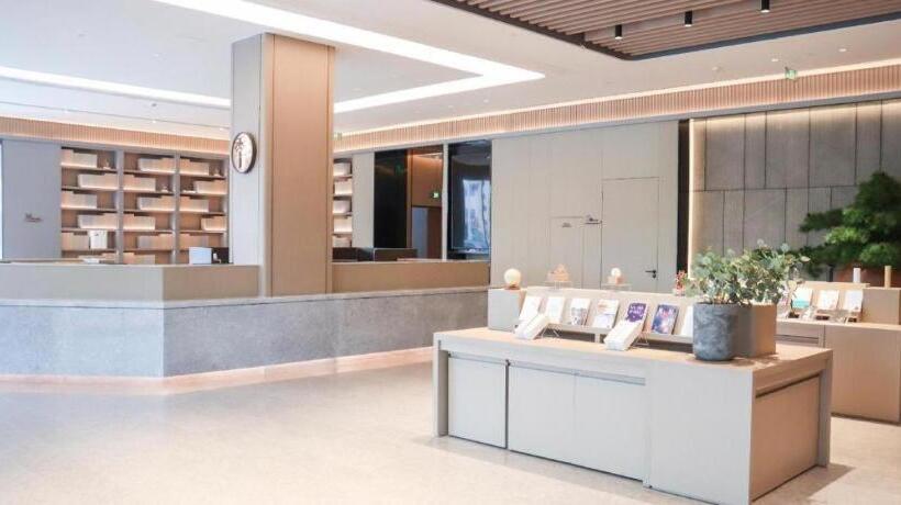 Ji Hotel Haian Bus Station