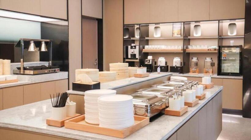 Ji Hotel Haian Bus Station