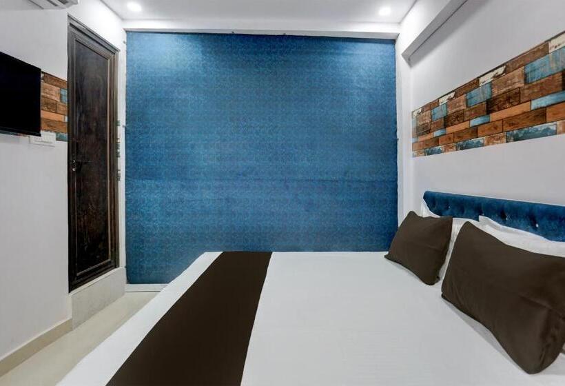 Oyo Flagship Hotel Om Shree