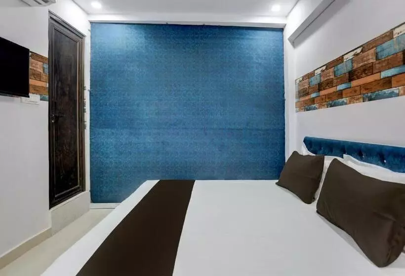 Oyo Flagship Hotel Om Shree