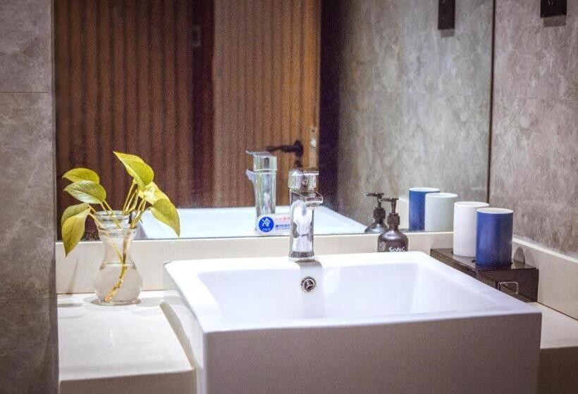 Starway Hotel Jiujiang Duchang Yue An