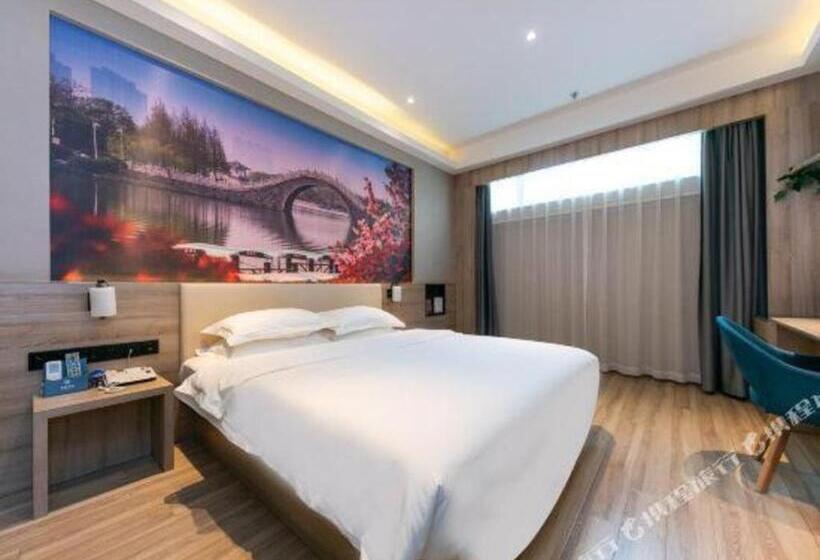 Starway Hotel Xuzhou Suning Square