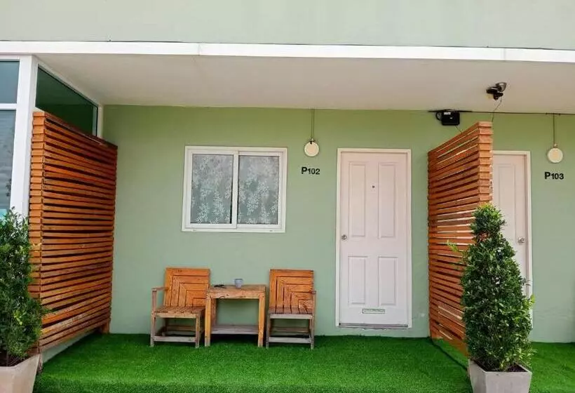 Asleep Hotel Sriracha แอสลีพ โฮเทล