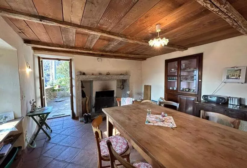 ベッドアンドブレックファースト Casa Di Lui E Luise   Yoga   Ayurveda   Kräuter   Natur