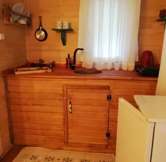 çelina Apart