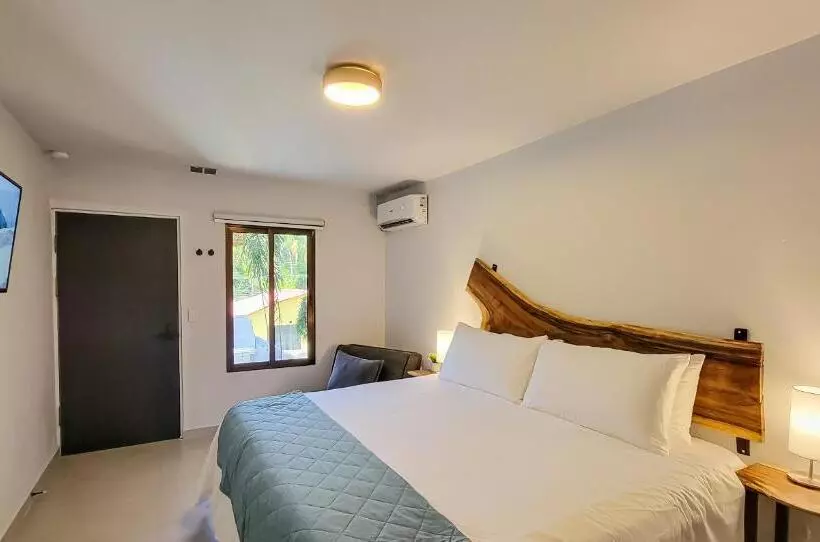 Hotelli Anika Boutique Suites