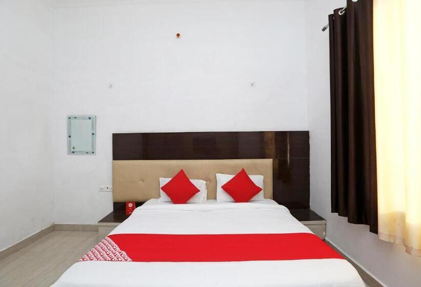 호텔 Oyo Diamond Resort