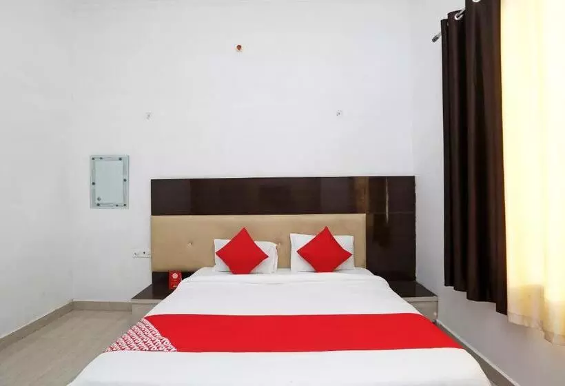 ホテル Oyo Diamond Resort