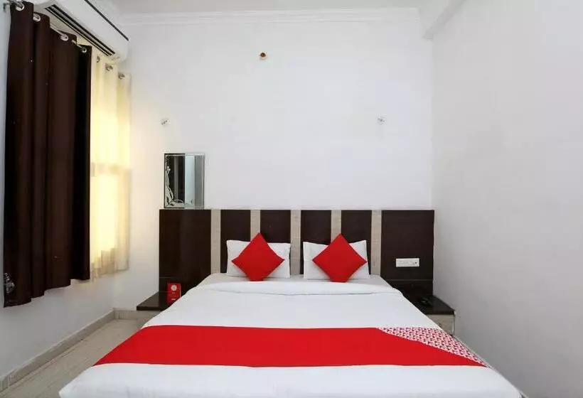 ホテル Oyo Diamond Resort