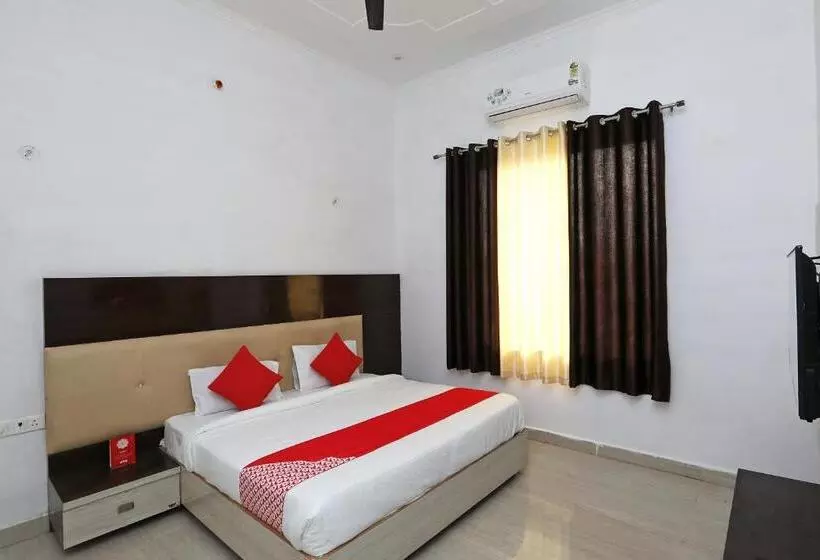 ホテル Oyo Diamond Resort