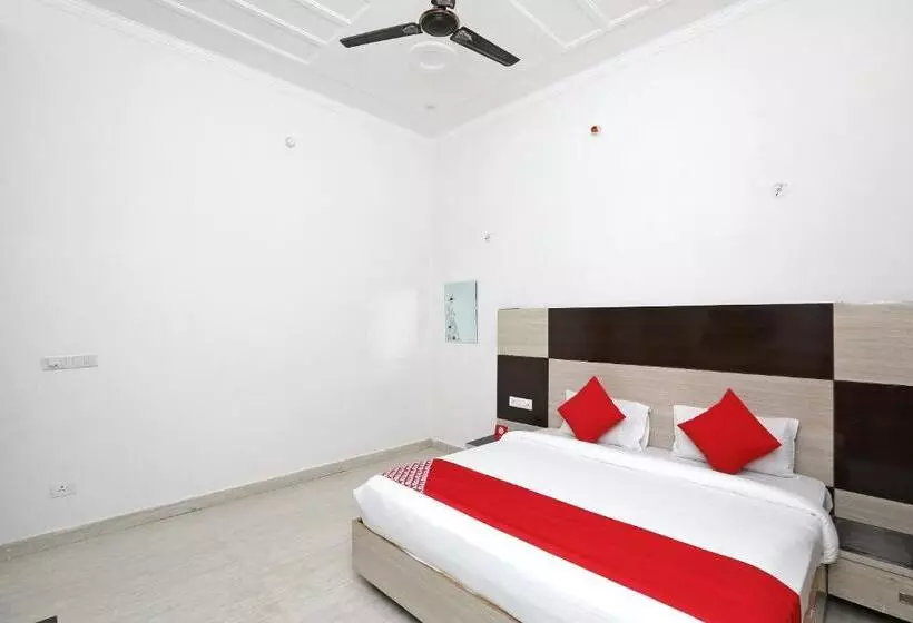 ホテル Oyo Diamond Resort