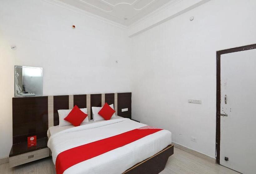 호텔 Oyo Diamond Resort