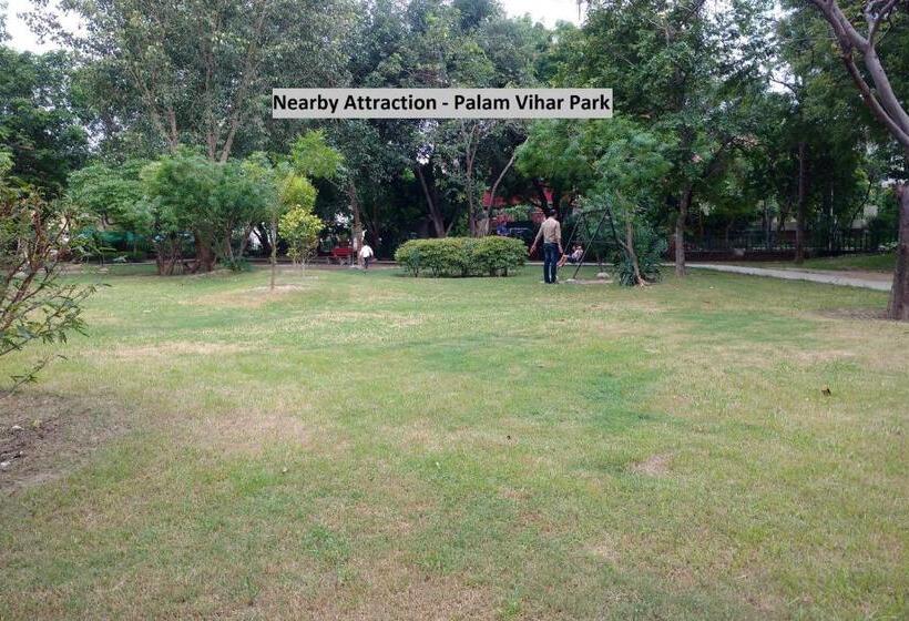 Super Hotel O Gurgaon Old Town Formerly Prince Inn