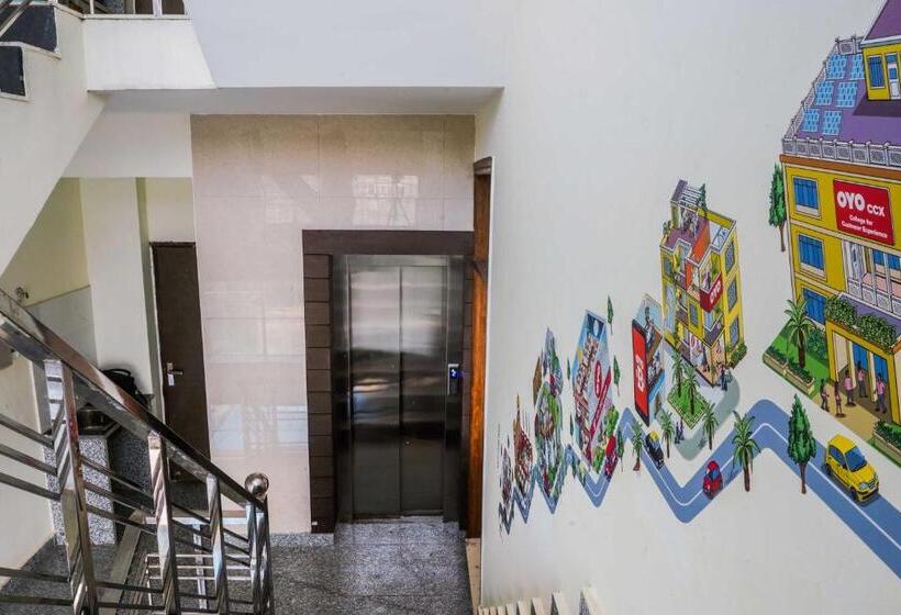 Super Hotel O Gurgaon Old Town Formerly Prince Inn