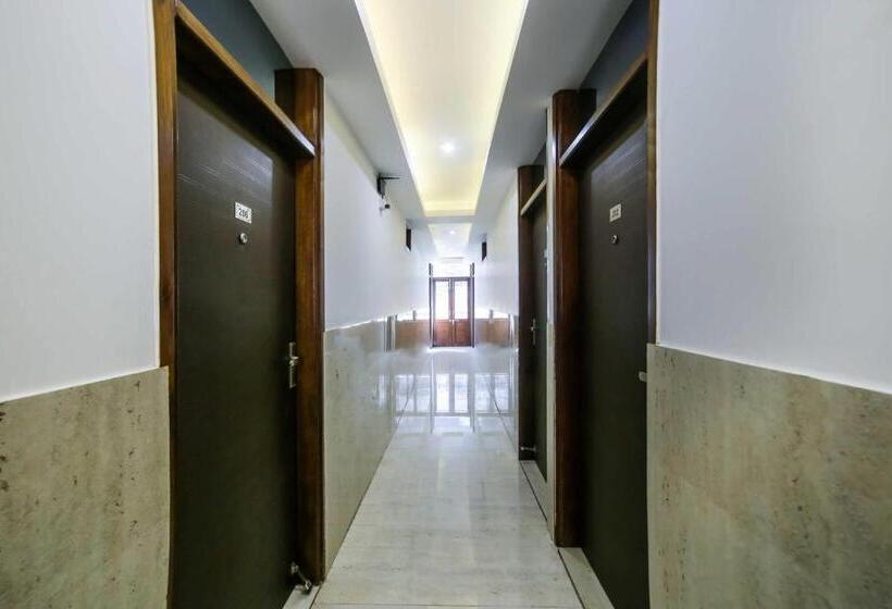 Super Hotel O Gurgaon Old Town Formerly Prince Inn