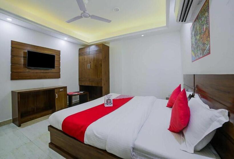 Super Hotel O Gurgaon Old Town Formerly Prince Inn