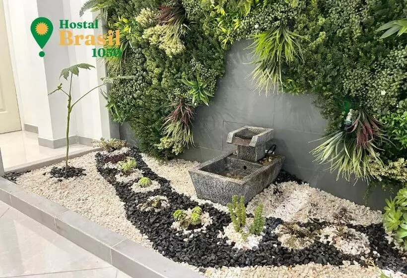 ペンション Hostal Brasil 1050