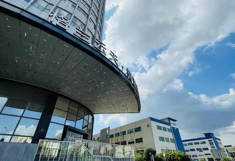 The Skytel Hotel Shenzhen International Convention And Exhibition Center