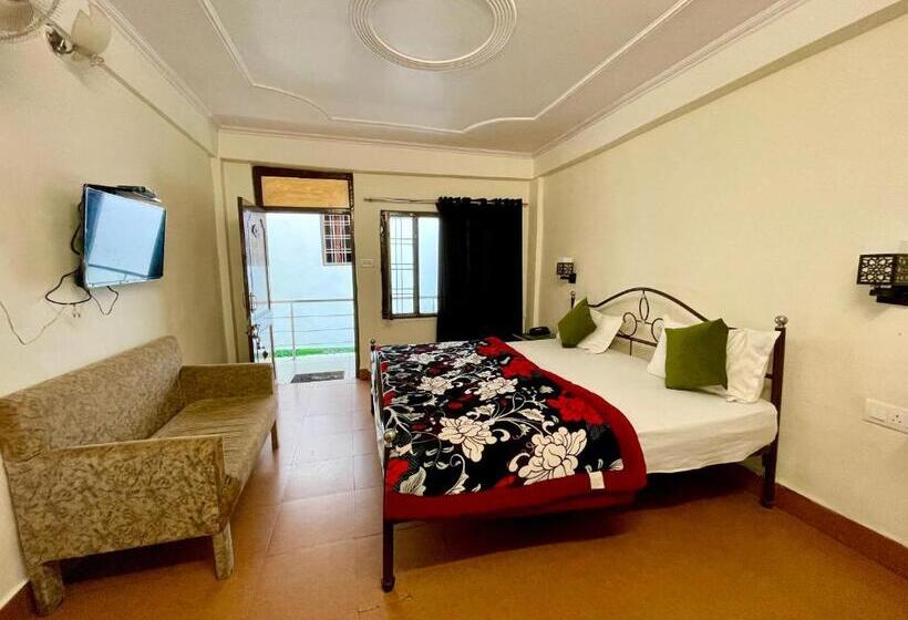 Central Hotel By Rb Group Mall Road Prime Location In Front Of Naini Lake Hygiene And Spacious Room
