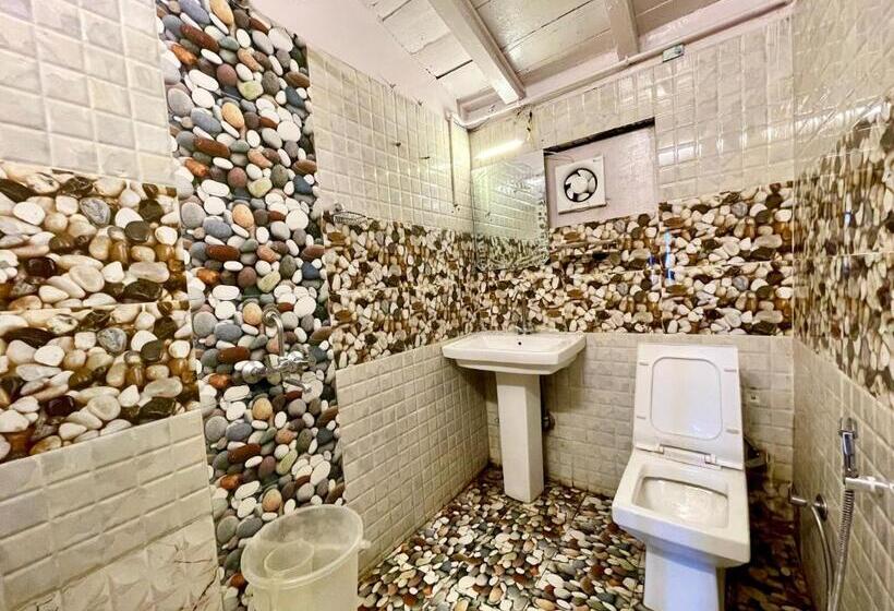 Central Hotel By Rb Group Mall Road Prime Location In Front Of Naini Lake Hygiene And Spacious Room