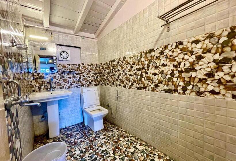 Central Hotel By Rb Group Mall Road Prime Location In Front Of Naini Lake Hygiene And Spacious Room