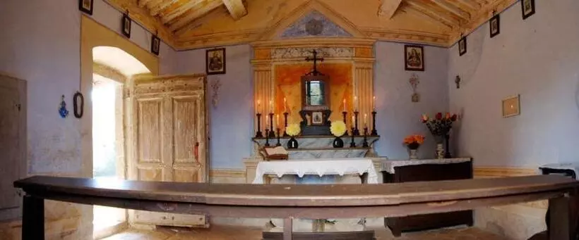 Hotelli Agriturismo Fienile Del Canalone