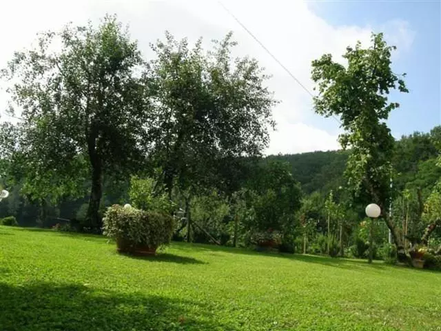 Hotelli Agriturismo Fienile Del Canalone