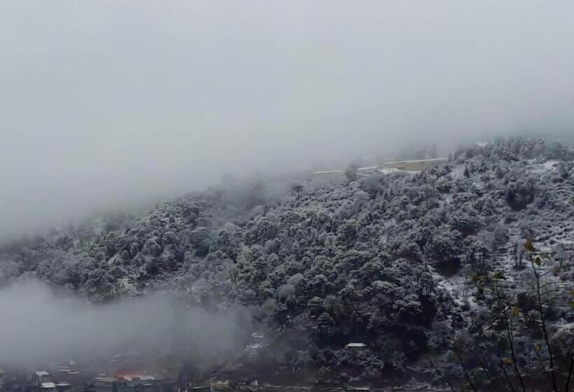 בית מלון כפרי Hills View Home Stay