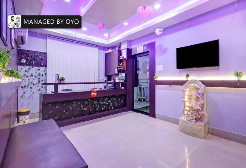 ホテル Oyo Odalbakra Near Aca Stadium