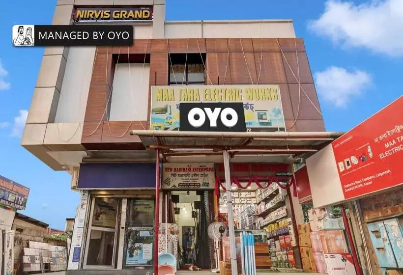 ホテル Oyo Odalbakra Near Aca Stadium