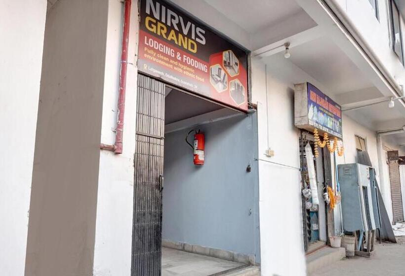 Hotel Oyo Odalbakra Near Aca Stadium