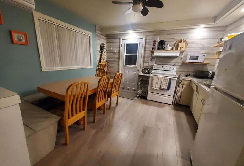 Общежитие Auberge Jeunesse à Loulou