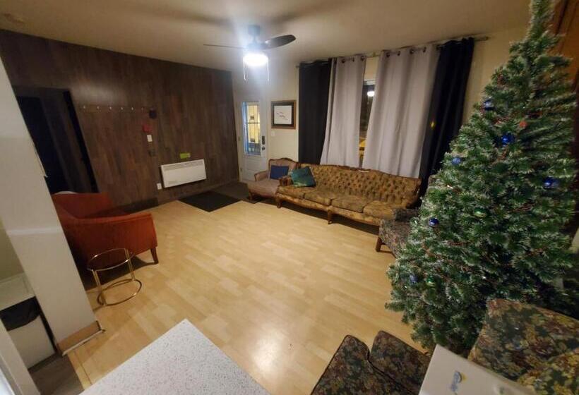 Общежитие Auberge Jeunesse à Loulou