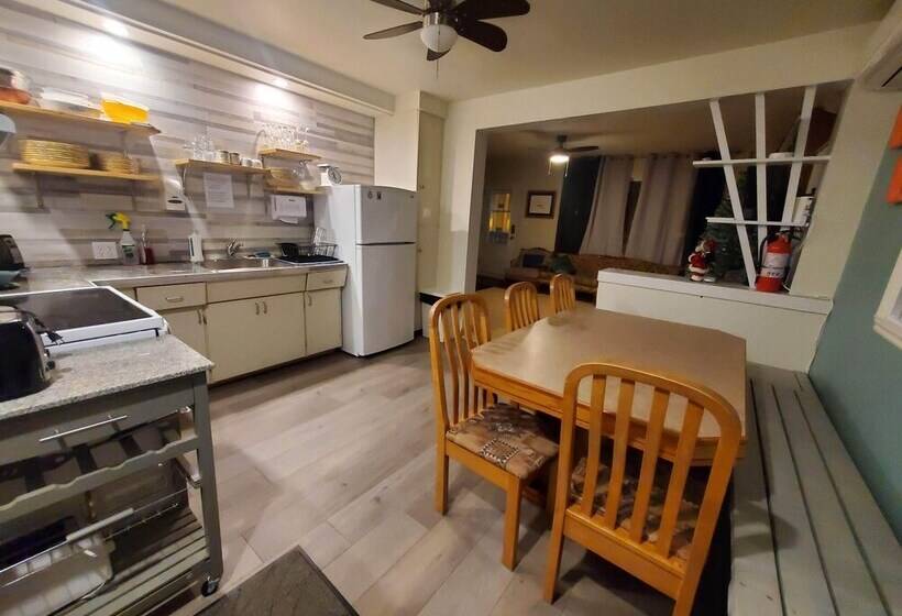 Общежитие Auberge Jeunesse à Loulou