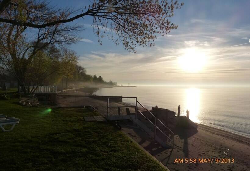 住宿加早餐  Omstead S On Erie