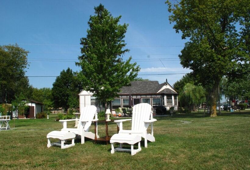 住宿加早餐  Omstead S On Erie