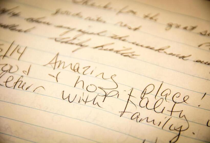 ベッドアンドブレックファースト Rustlers Lodge