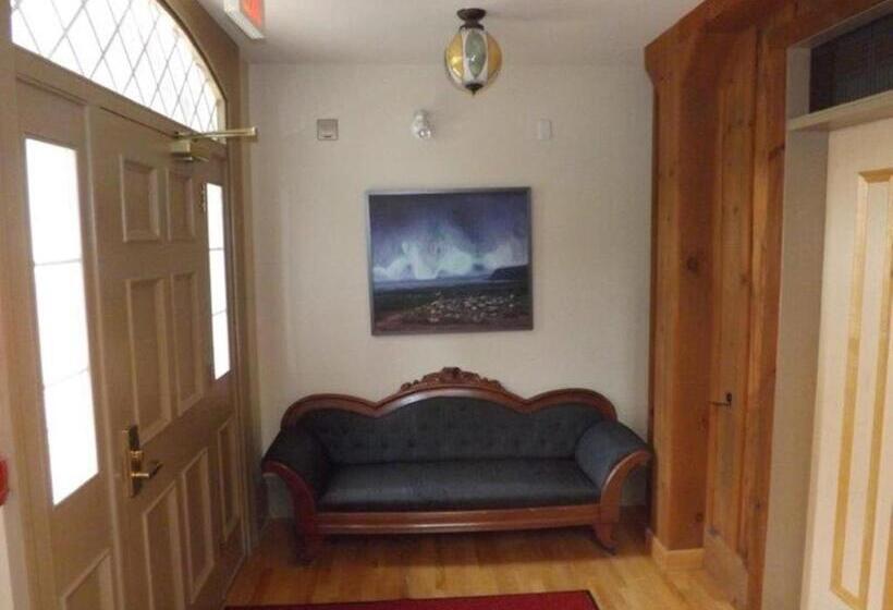 مبيت وإفطار The White House