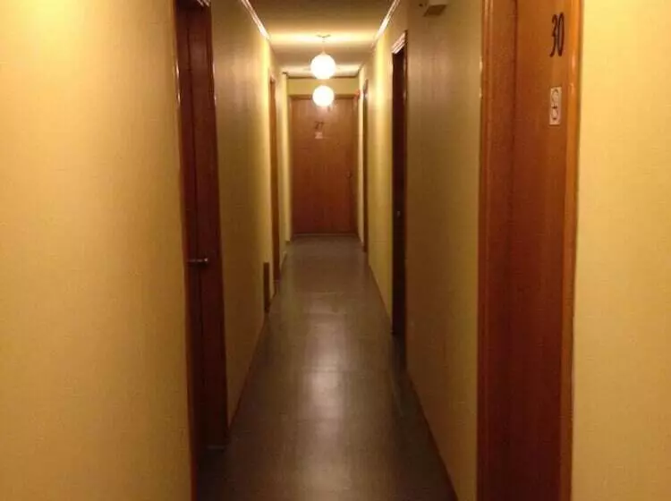 Cedar Springs Motel