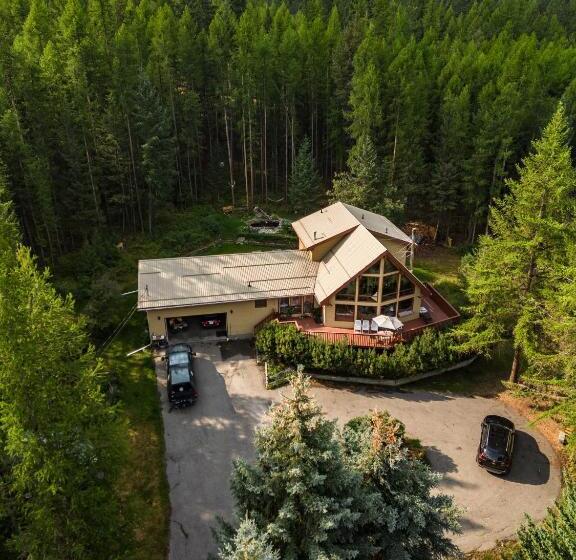 End Of The Road B & B