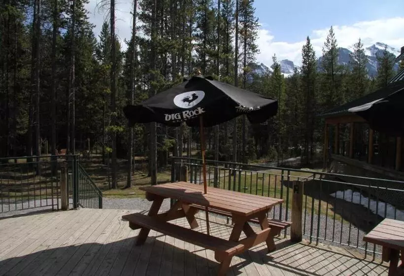 Hi Lake Louise Alpine Centre   Hostel
