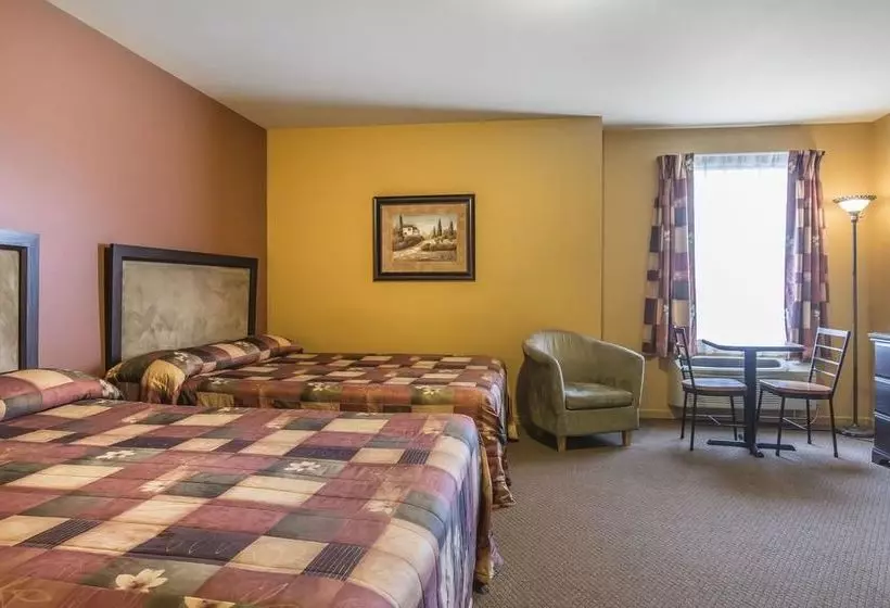 ホテル Econo Lodge Temiscouata Sur Le Lac